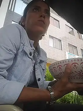 wet vika online show from 04.16.26