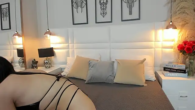 Hanna  mitsury  online show from 04.12.26