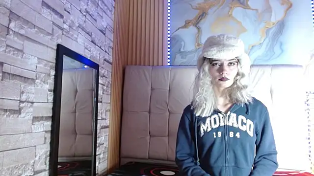 maia grace online show from 04.12.26