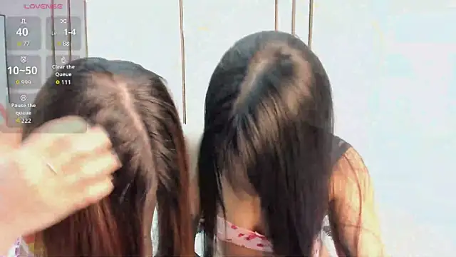 twodesiresary online show from 04.10.26