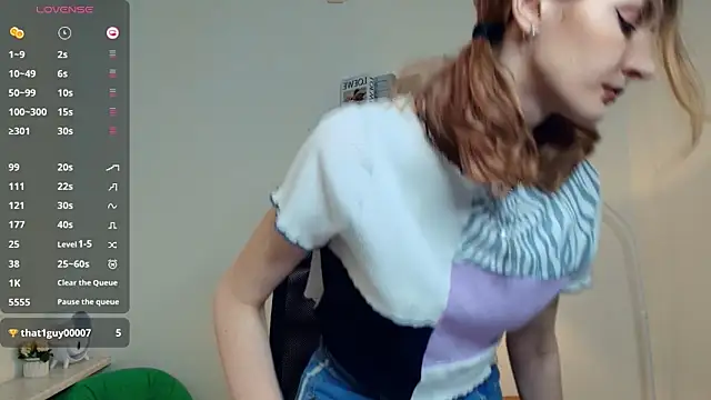 LoraLanett online show from 03.28.26