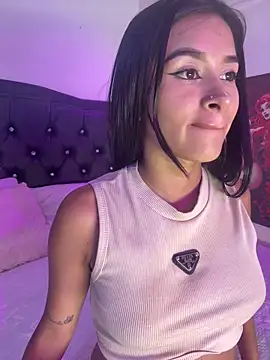 Lizzy Bonnie online show from 04.11.26