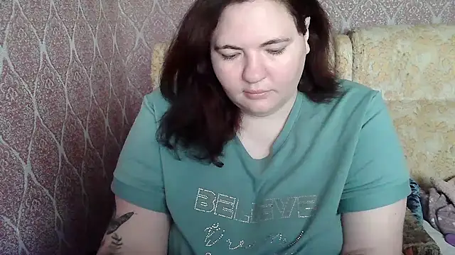 ElviraOreilllyX online show from 04.08.26