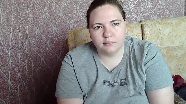Snapshot of ElviraOreilllyX chatting on 05.23.26 ElviraOreilllyX online show from 05.23.26