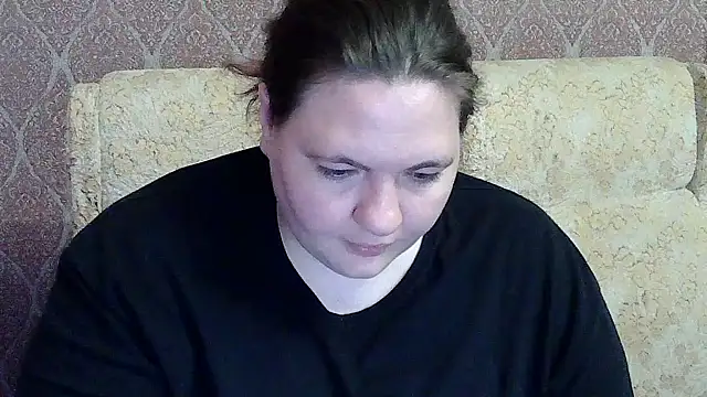 Snapshot of ElviraOreilllyX chatting on 05.26.26 ElviraOreilllyX online show from 05.26.26
