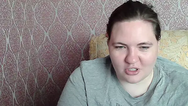 Snapshot of ElviraOreilllyX chatting on 05.30.26 ElviraOreilllyX online show from 05.30.26