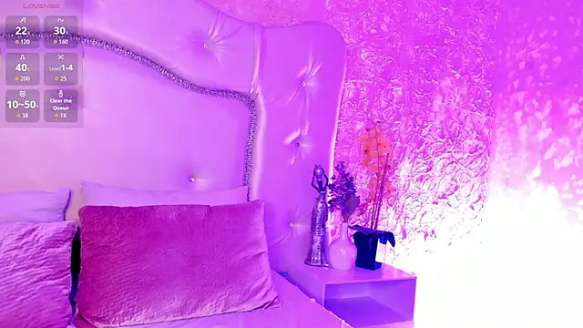 TylerCruz   online show from 04.05.26