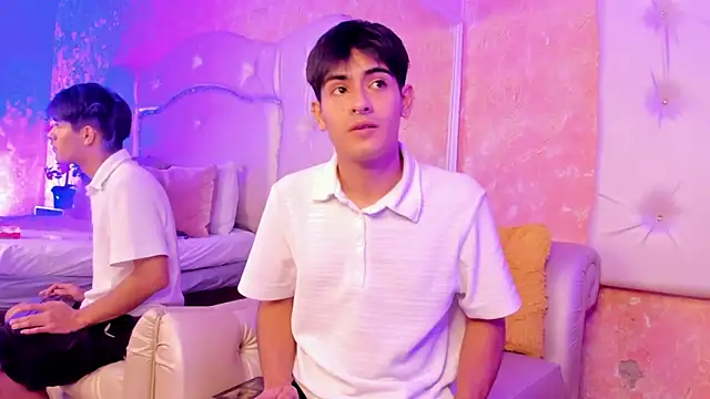 TylerCruz   online show from 04.14.26