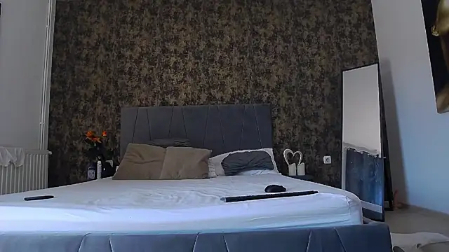 I amAhille online show from 04.05.26