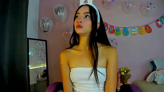 Daphne Rosse online show from 04.05.26