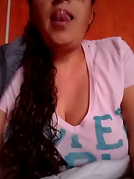 pechona online show from 04.05.26