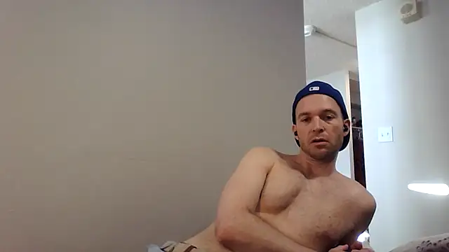 Luke James online show from 04.05.26