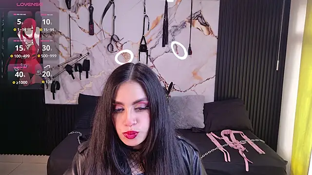 Darkrisnah online show from 04.13.26