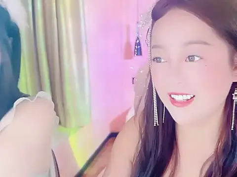 A-wzz online show from 04.22.26
