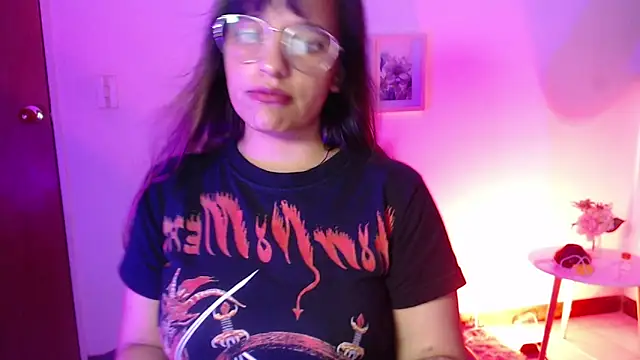 Ivvy Bloom online show from 05.26.26