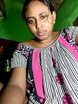 Snapshot of puja560 chatting on 04.12.26 puja560 online show from 04.12.26