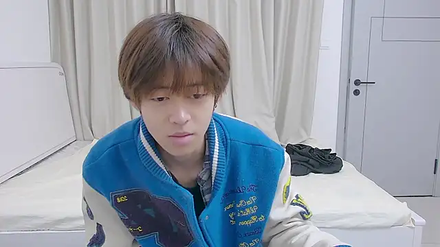 buding-001 online show from 04.03.26