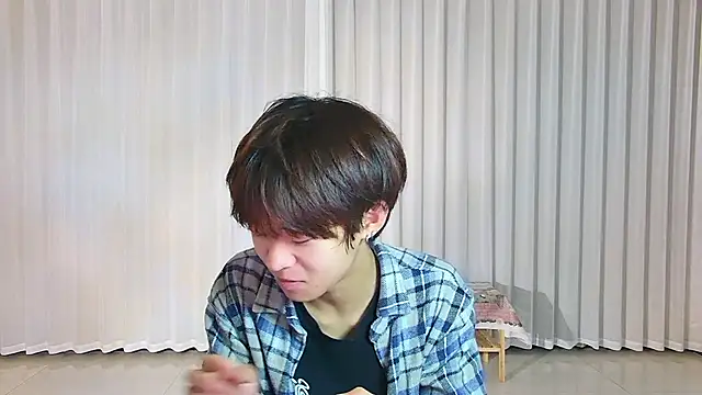 buding-001 online show from 04.04.26