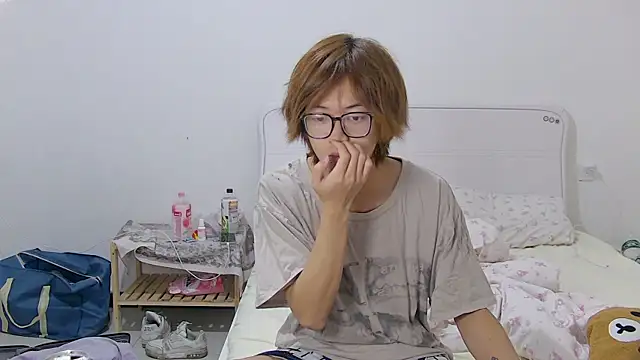 buding-001 online show from 07.07.26