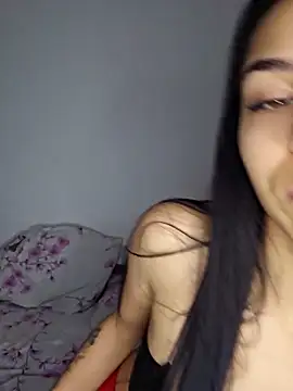 Snapshot of Crissdesire chatting on 04.10.26 Crissdesire online show from 04.10.26