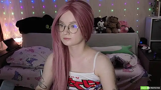 JulietFisher online show from 03.30.26