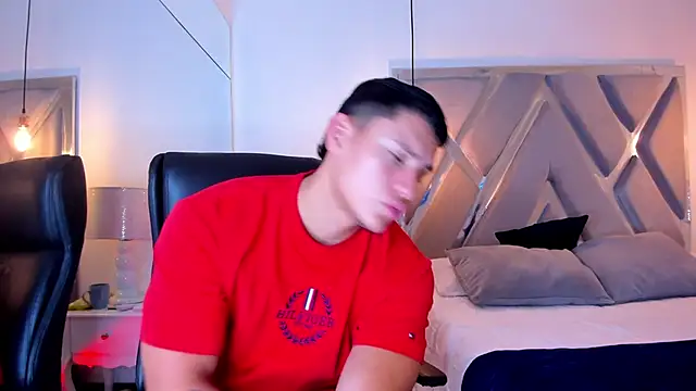 Chriss Diamond online show from 03.29.26