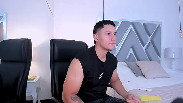 Chriss Diamond online show from 04.05.26