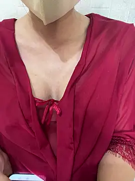 Snapshot of Amee_ chatting on 04.08.26 Amee online show from 04.08.26