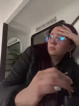 vitoria bell online show from 04.10.26