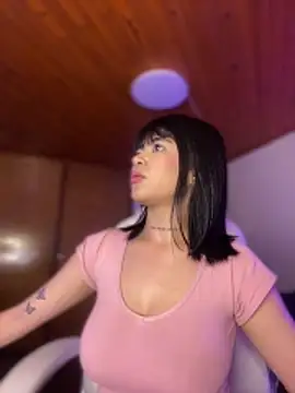 Violetaa pink18 online show from 04.15.26