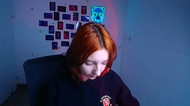 Butterfly Milly online show from 04.11.26