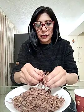 Snapshot of SamanthaRosse01_ chatting on 04.03.26 SamanthaRosse01 online show from 04.03.26