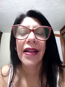 Snapshot of SamanthaRosse01_ chatting on 04.07.26 SamanthaRosse01 online show from 04.07.26