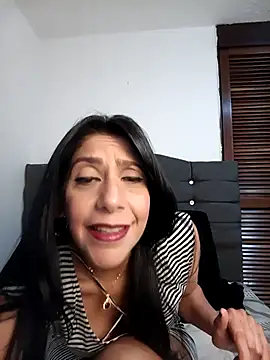 Snapshot of SamanthaRosse01_ chatting on 04.09.26 SamanthaRosse01 online show from 04.09.26