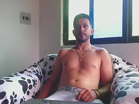 21Latinlover online show from 03.27.26