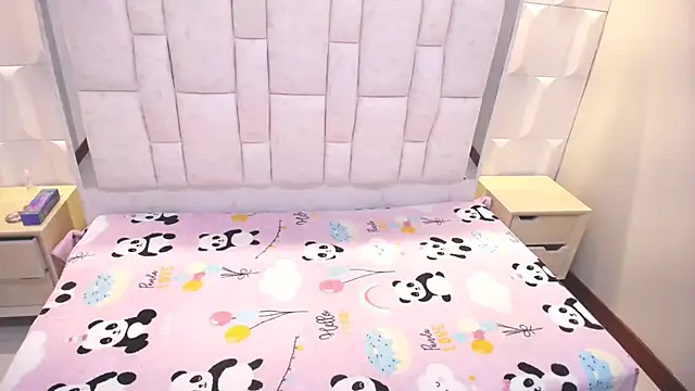 saraloaizacl202 online show from 04.14.26