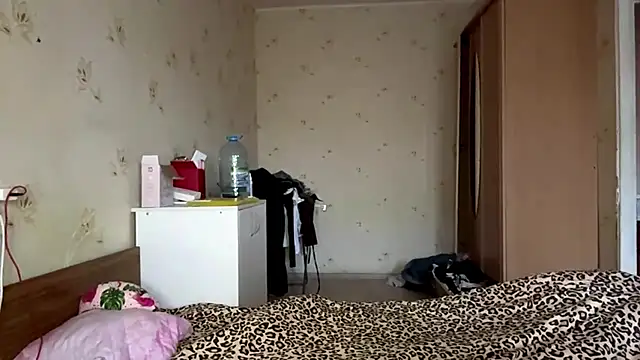 Sophia Blonde online show from 04.09.26