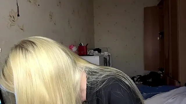 Sophia Blonde online show from 05.27.26