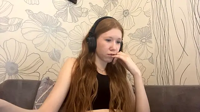 KiraNice1 online show from 04.01.26