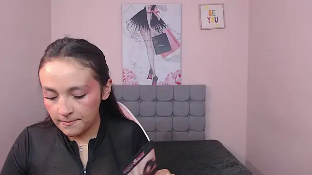 Snapshot of Celesstee_xx chatting on 04.11.26 Celesstee xx online show from 04.11.26