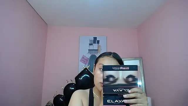 Snapshot of Celesstee_xx chatting on 04.15.26 Celesstee xx online show from 04.15.26