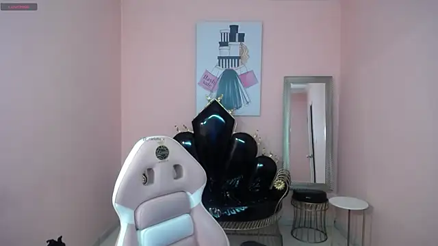 Snapshot of Celesstee_xx chatting on 04.16.26 Celesstee xx online show from 04.16.26