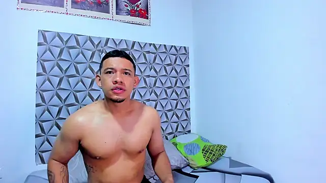 Benjamin lich online show from 04.08.26