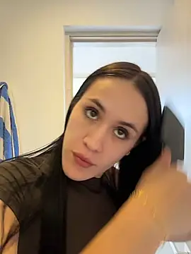SerenaFox  online show from 05.19.26
