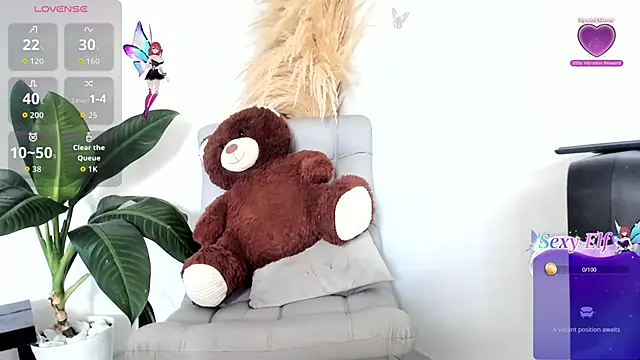 DakotaStills  online show from 04.15.26