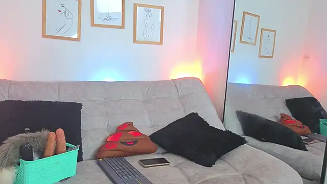 CharlotteCopper  online show from 04.16.26