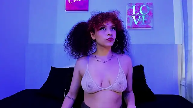 Naomi Doll  online show from 04.16.26