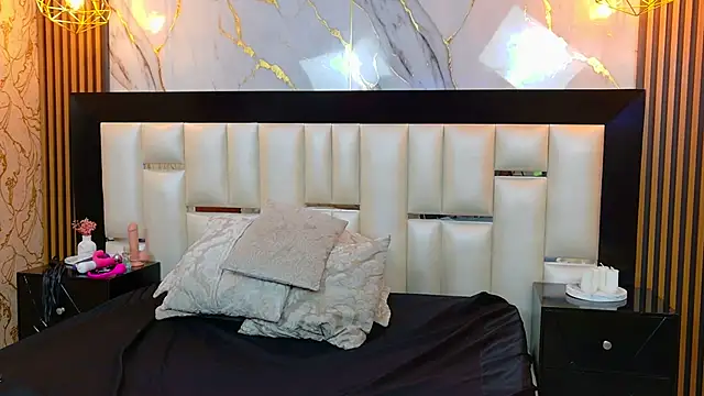 Cristal Ferrara online show from 04.11.26