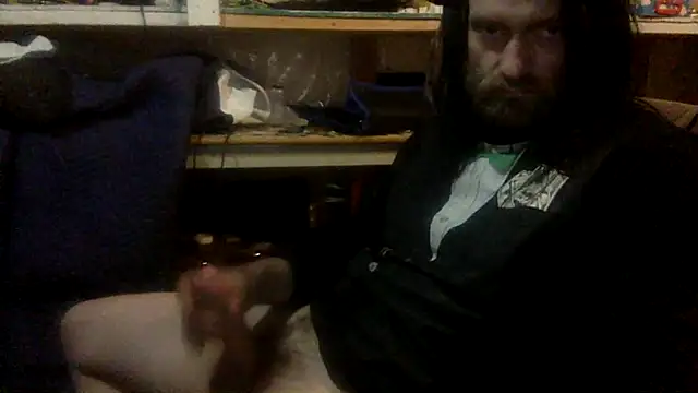 Snapshot of hairyhungnaughtyguy chatting on 04.02.26 hairyhungnaughtyguy online show from 04.02.26