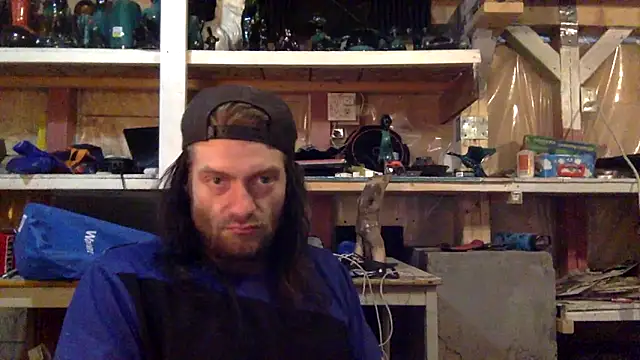 Snapshot of hairyhungnaughtyguy chatting on 04.16.26 hairyhungnaughtyguy online show from 04.16.26